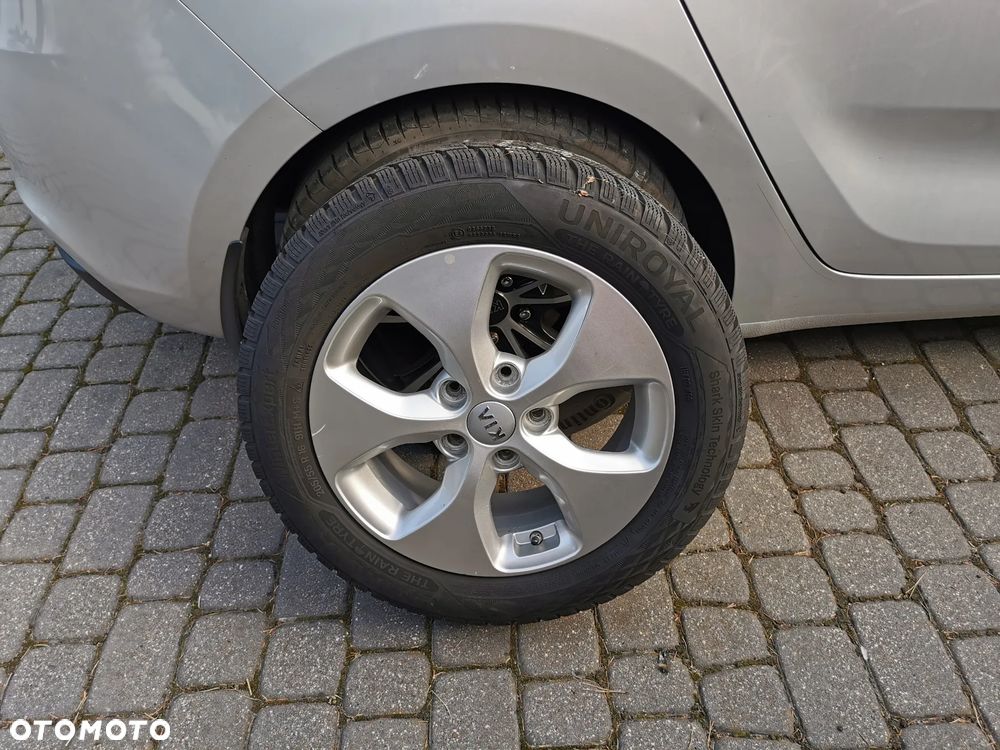 Kia Carens 1.6 GDI Business Line EU6 - 32