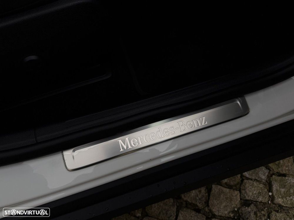 Mercedes-Benz GLC 300 e 4Matic - 9