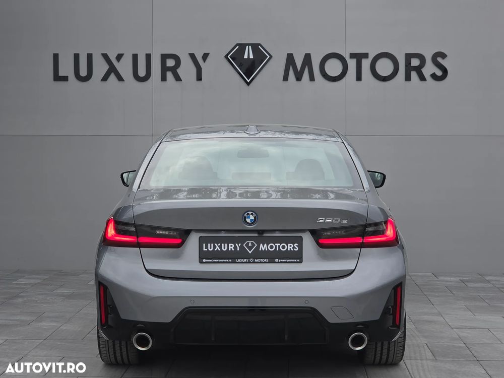 BMW Seria 3 320e Aut. M Sport - 30