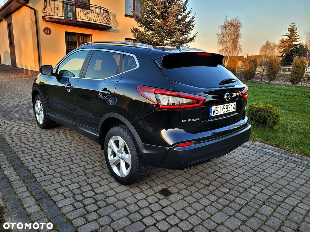 Nissan Qashqai 1.3 DIG-T SHIRO - 4