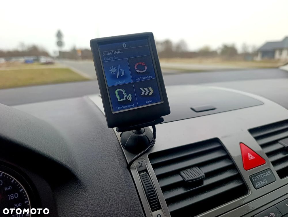 Volkswagen Touran 1.9 TDI DPF United - 18