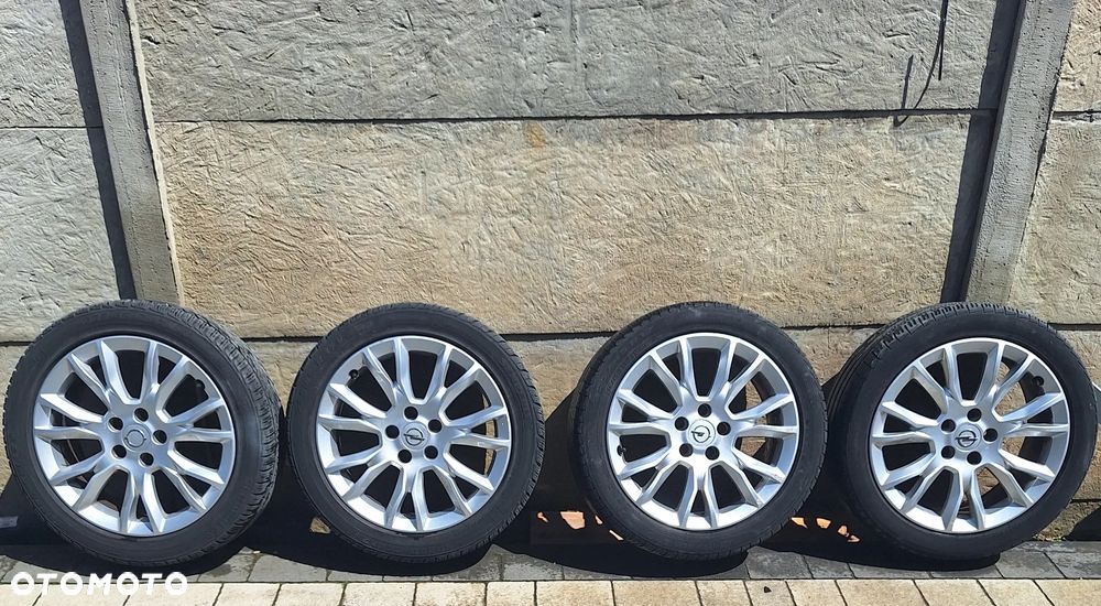 KPL. FELG ALUMINIOWYCH -17 CALI-5X110-OPEL ZAFIRA B ,ASTRA H - 1