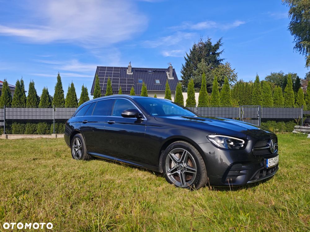 Mercedes-Benz E-Class 2022 photo 5