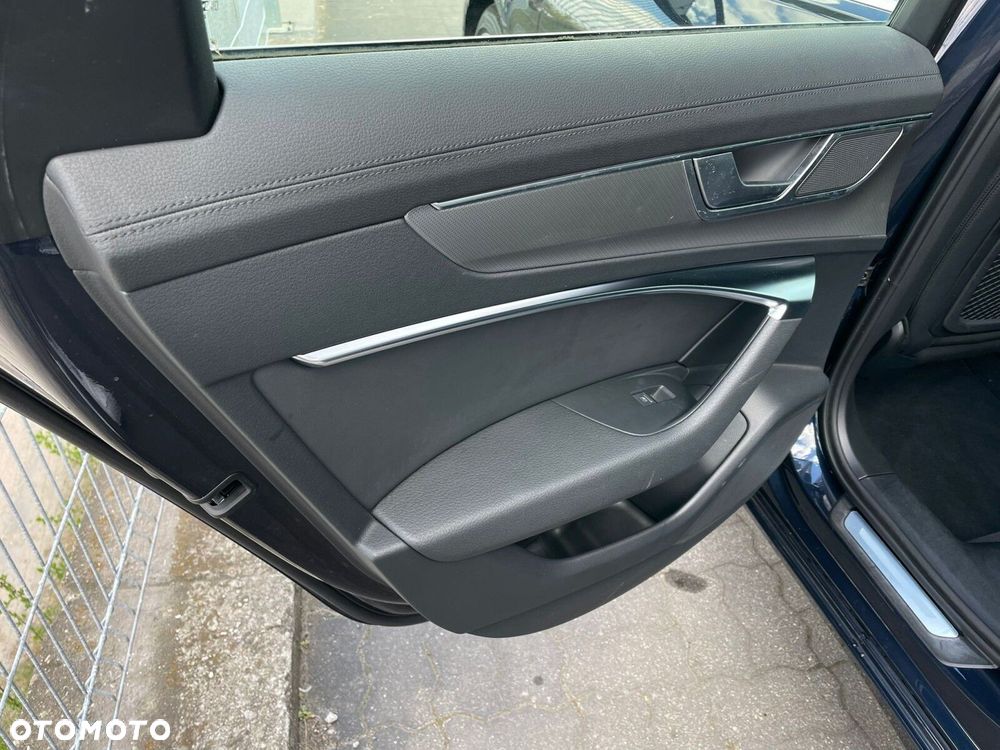 Audi A6 Avant - 10