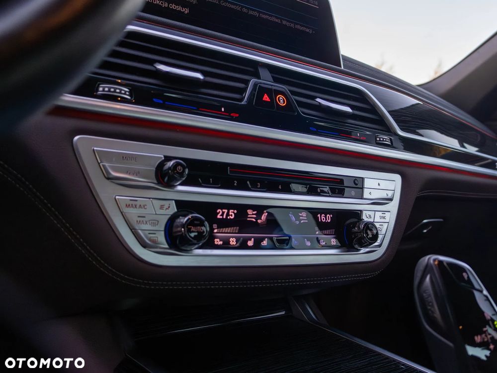 BMW Seria 7 730d xDrive mHEV sport - 27