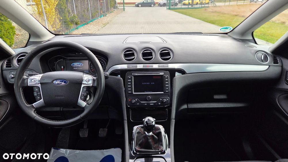 Ford S-Max 2.0 TDCi DPF Titanium X - 23