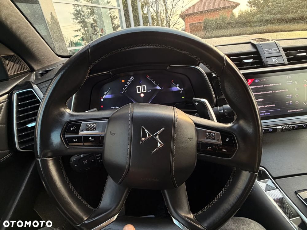 DS Automobiles DS 7 Crossback 2.0 BlueHDi Performance Line + - 31