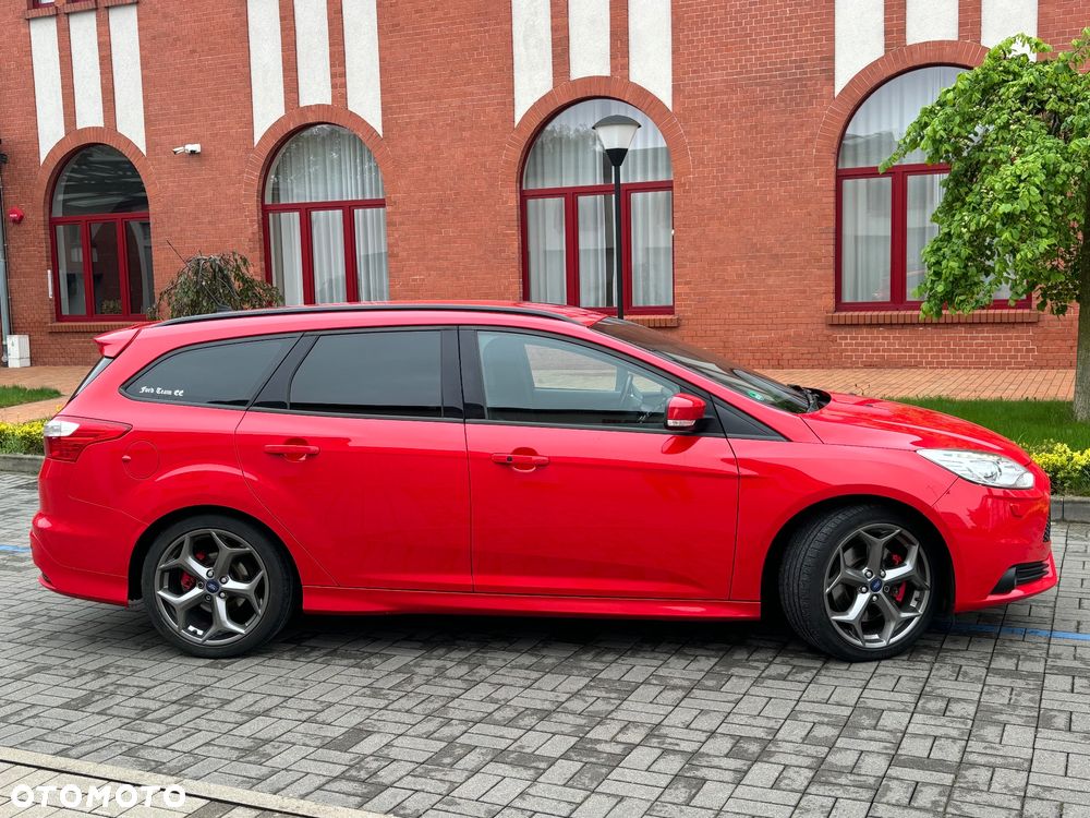 Ford Focus 2.0 EcoBoost ST mit Leder-Sport-Paket - 4