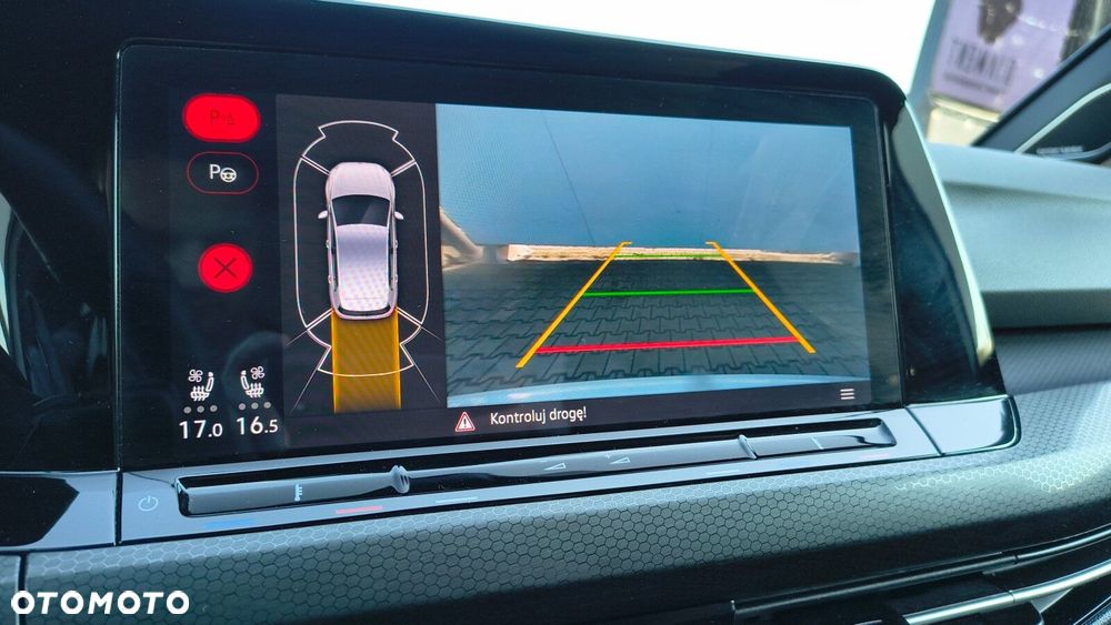 Volkswagen Golf - 21