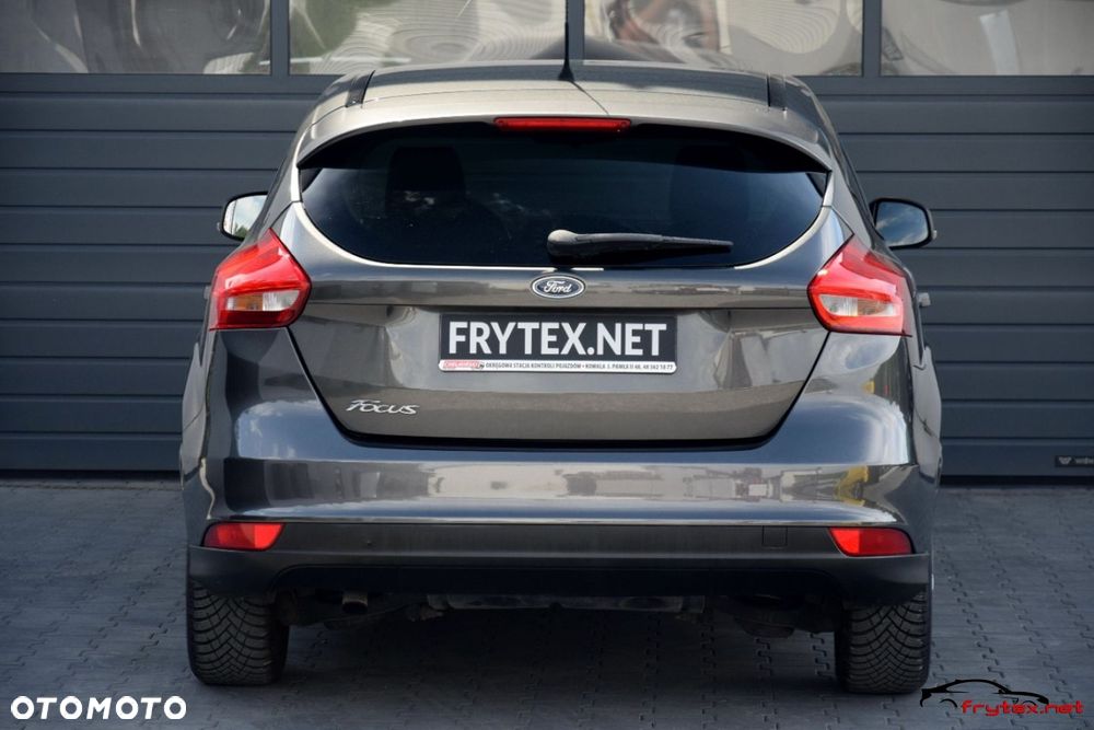 Ford Focus - 11