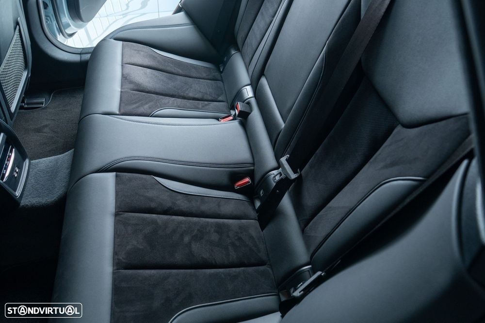 BMW i4 eDrive40 Pack Desportivo M - 36