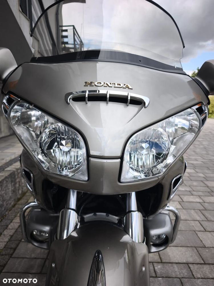 Honda GL - 29