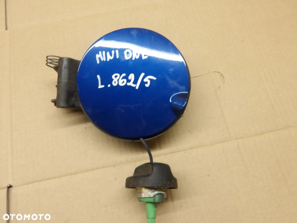 MINI COOPER R50 R53 01-06r 1.6B KLAPKA KOREK WLEWU PALIWA - 1