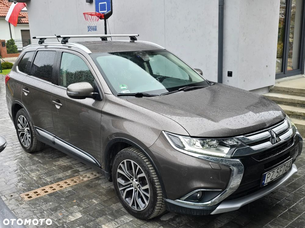 Mitsubishi Outlander 2.0 Intense + 4WD CVT - 1