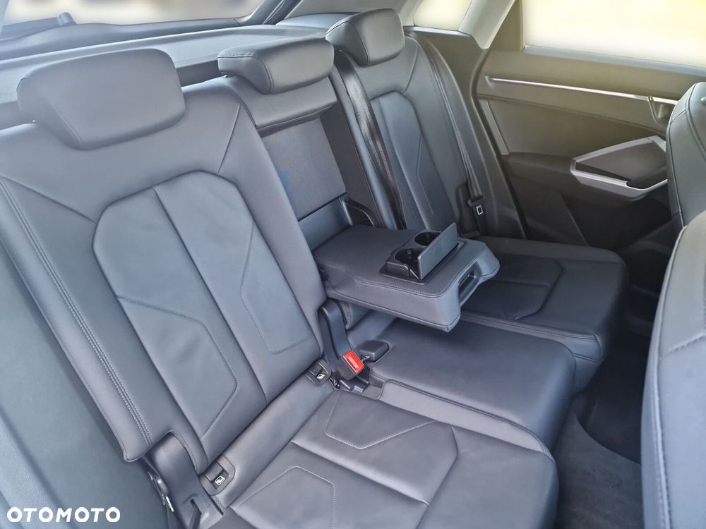 Audi Q3 - 12