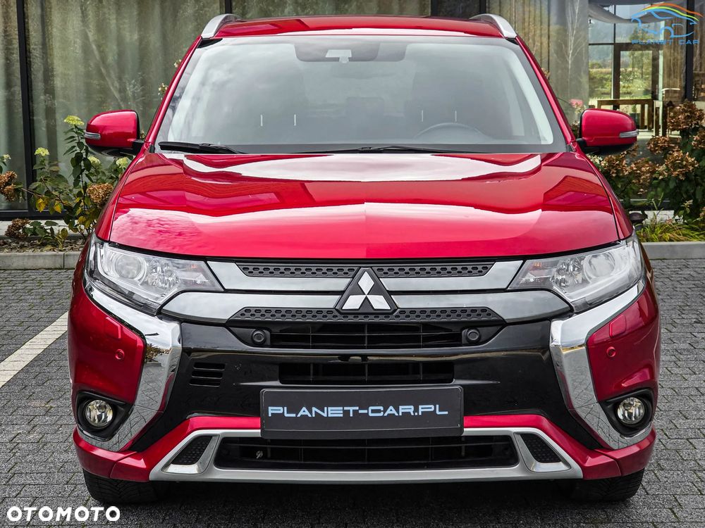 Mitsubishi Outlander 2.4 4WD Plug-In Hybrid Plus - 7