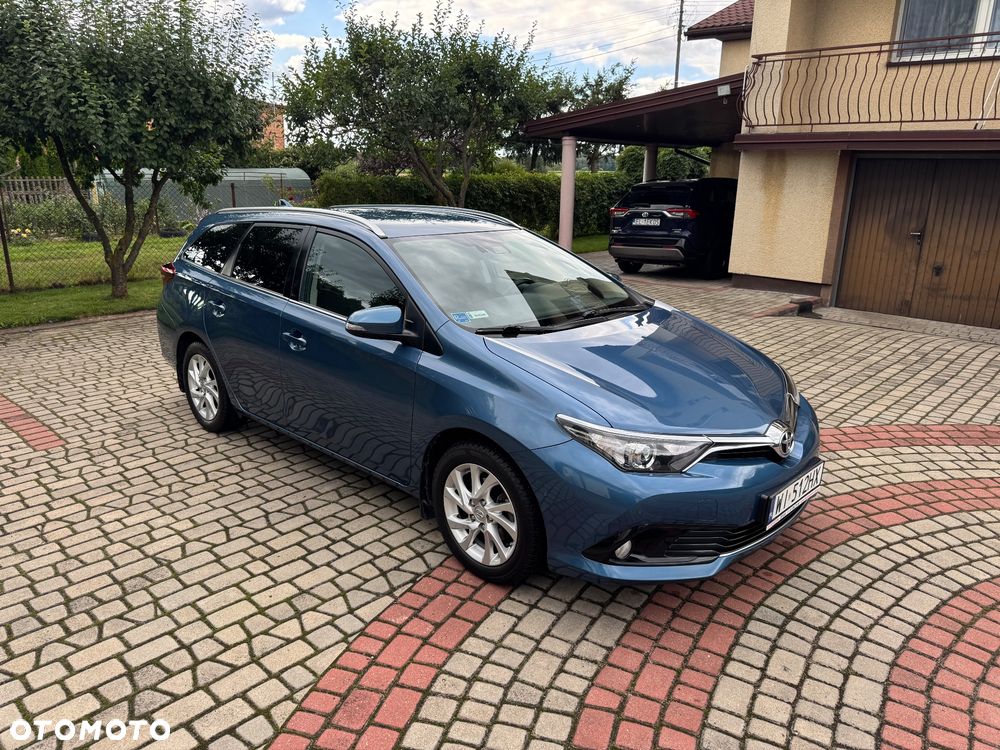 Toyota Auris 1.6 Prestige - 2
