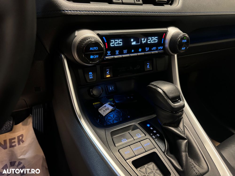 Toyota RAV4 2.5 Hybrid VVT-iE 4x2 Dynamic - 17