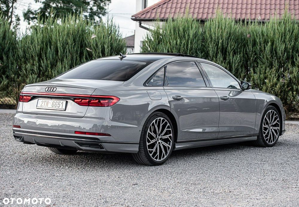 Audi A8 - 13