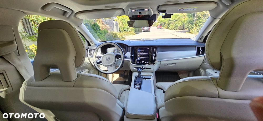 Volvo V90 D4 Inscription - 11