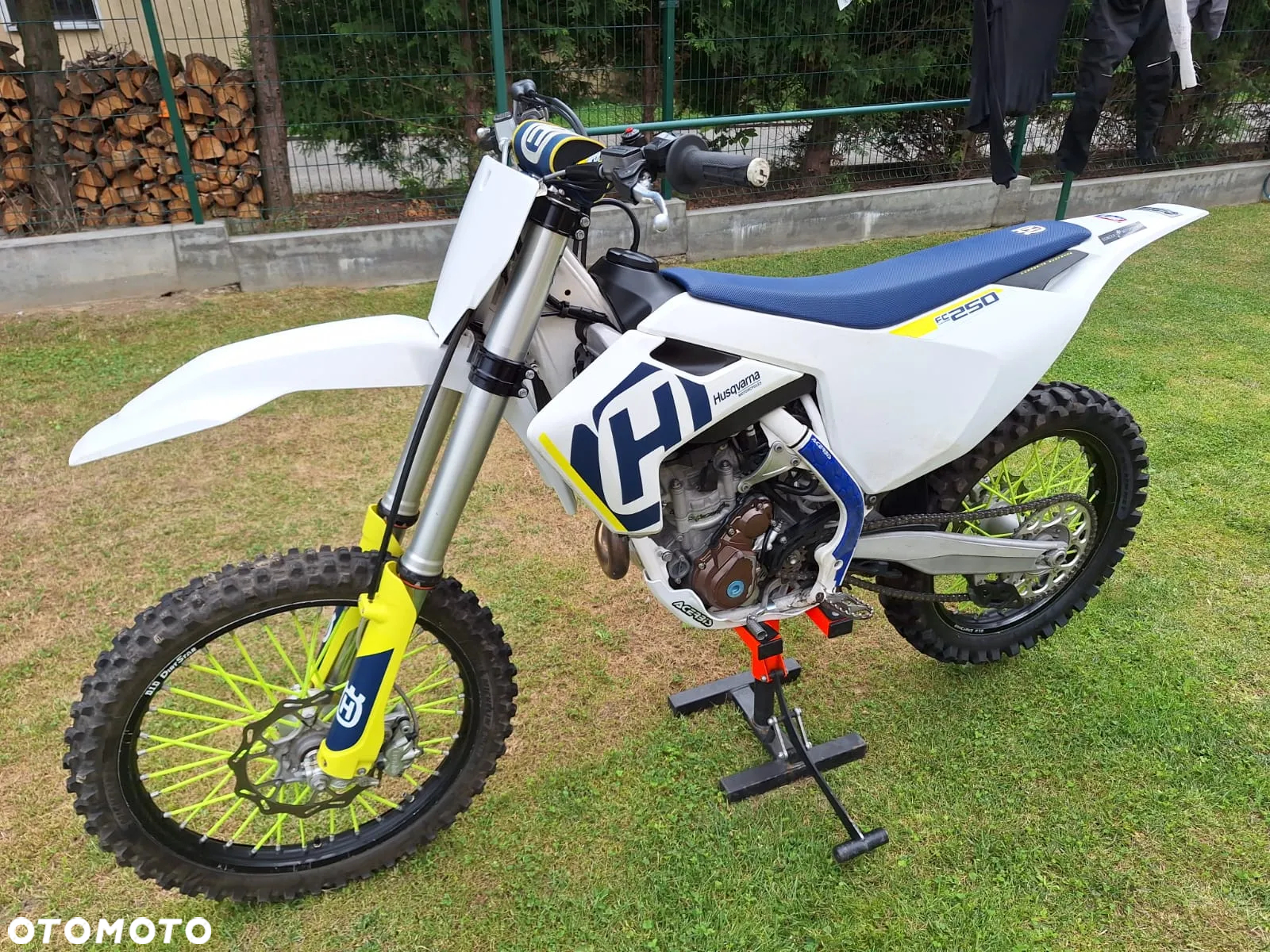 Husqvarna FC - 12