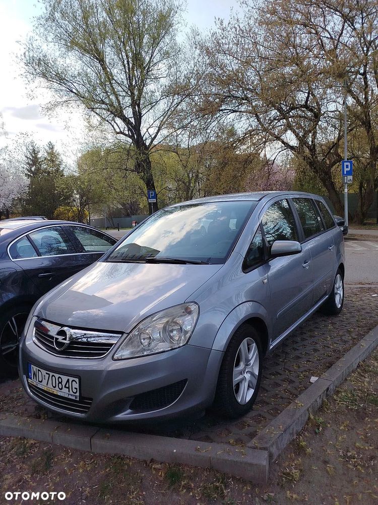 Opel Zafira 1.6 Enjoy - 1