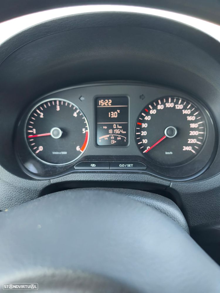 VW Polo 1.6 TDI Highline - 5