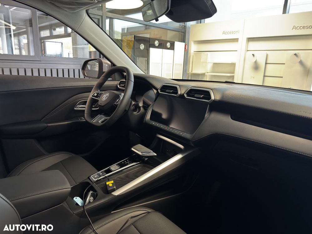 MG ZS HEV 1.5 GSI AT Exclusive - 7