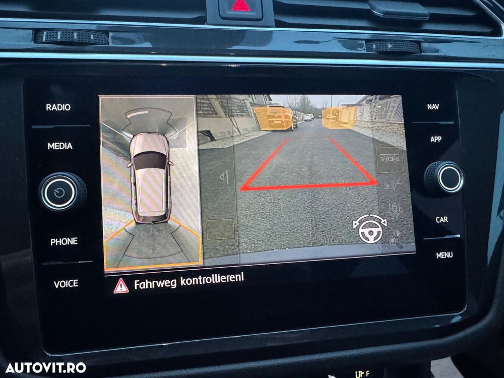 Volkswagen Tiguan 2.0 TDI SCR 4MOTION DSG R-Line - 34