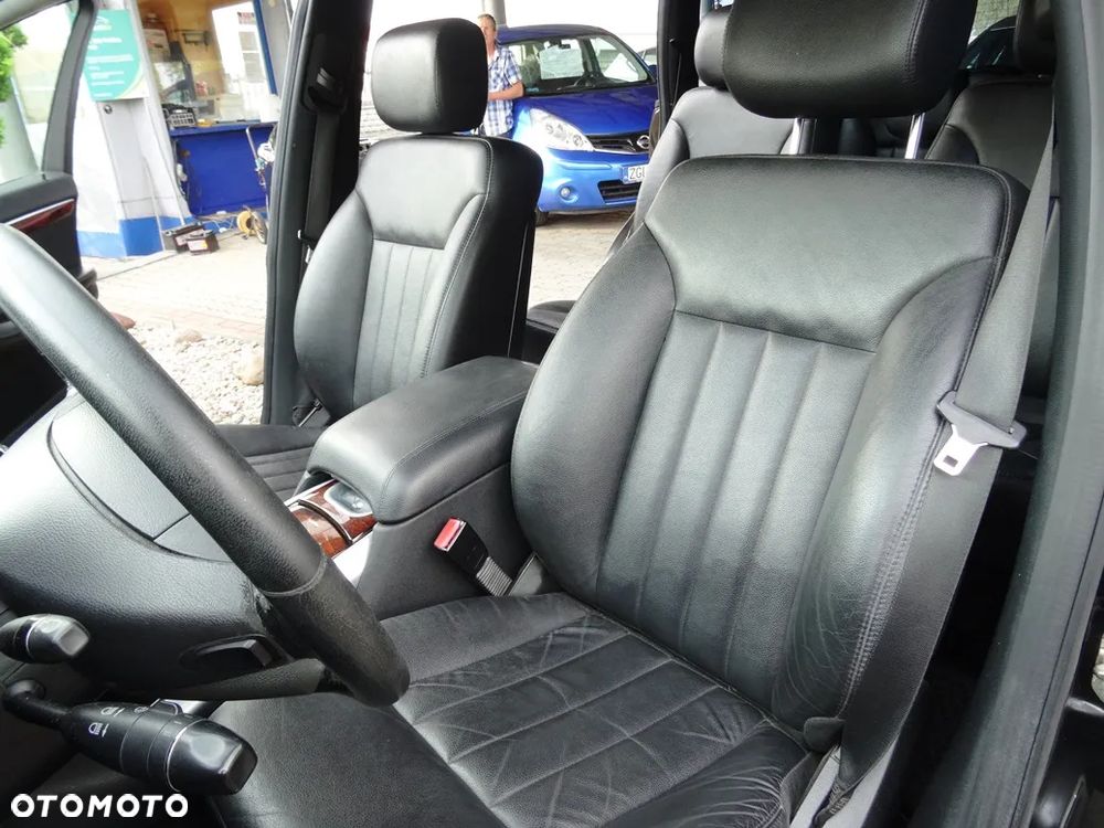 Mercedes-Benz Klasa R 320 CDI L 4-Matic - 21