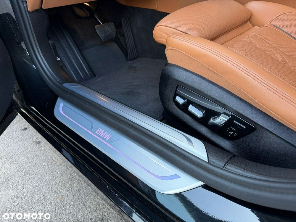BMW Seria 7 - 17