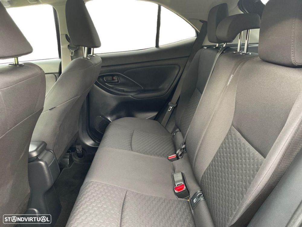 Toyota Yaris Cross 1.5 HDF Comfort Plus - 11