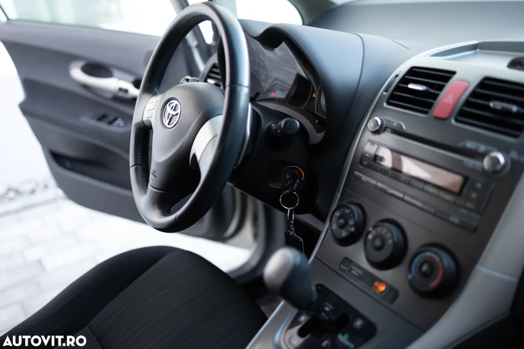 Toyota Auris 1.6 Aut Luna - 15