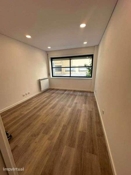 T1+2 Renovado no Centro  da Cidade- Chaves – Edifício Muralha - Grande imagem: 4/12