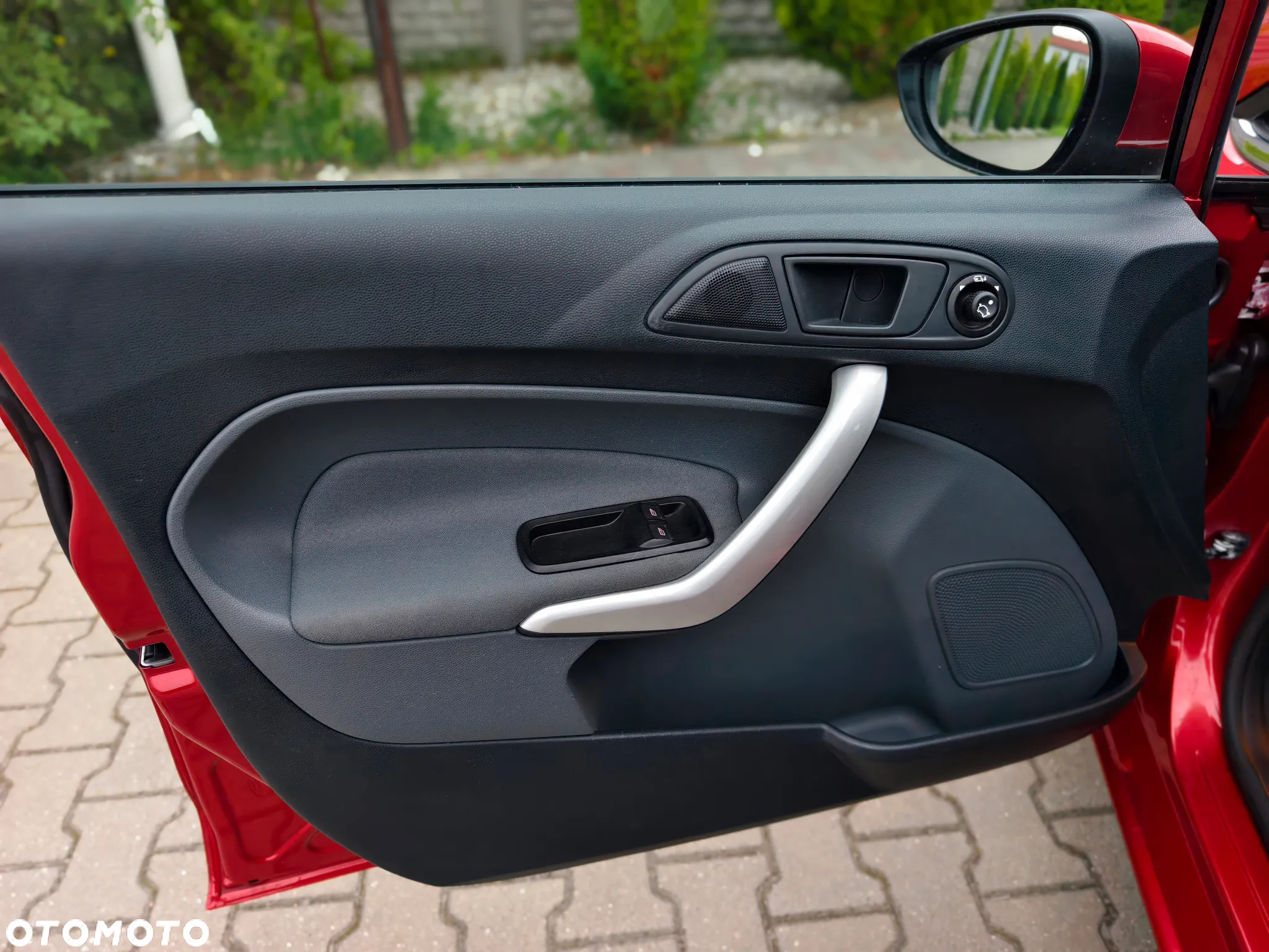 Ford Fiesta 1.4 Autom Titanium - 6