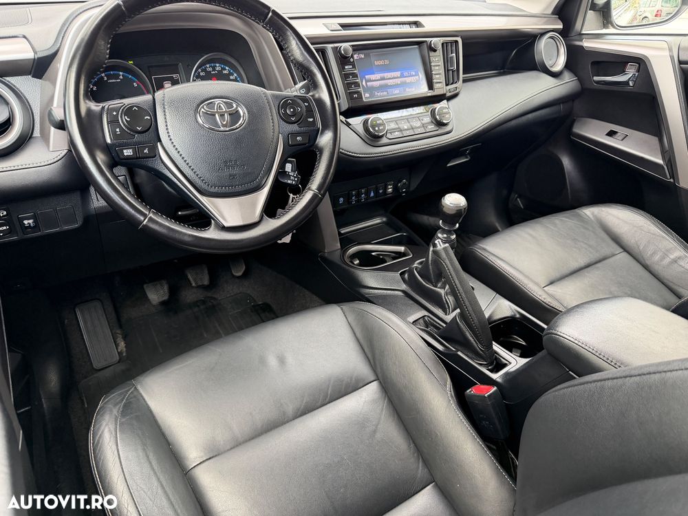 Toyota RAV4 2.0 D-4D 4x2 Start-Stop Edition - 11