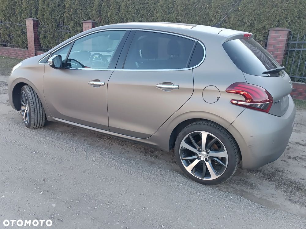 Peugeot 208 PureTech 110 Stop & Start Tech Edition - 3
