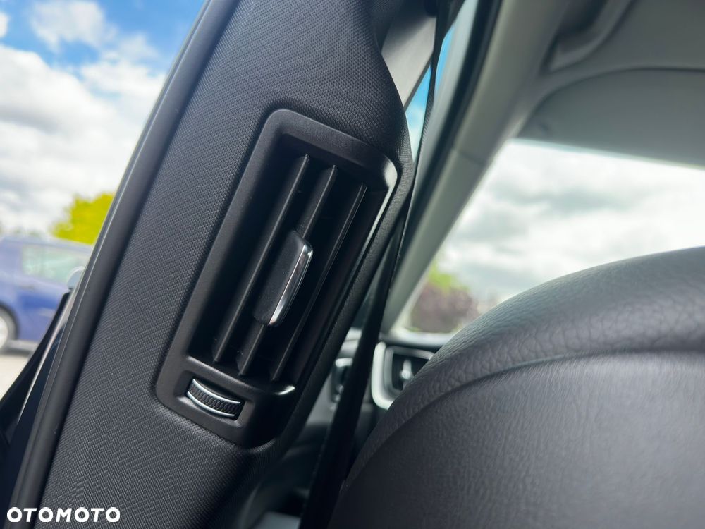 Volvo XC 60 B4 D AWD Inscription - 28