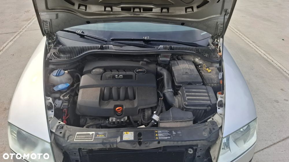 Skoda Octavia 1.6 Tour - 3