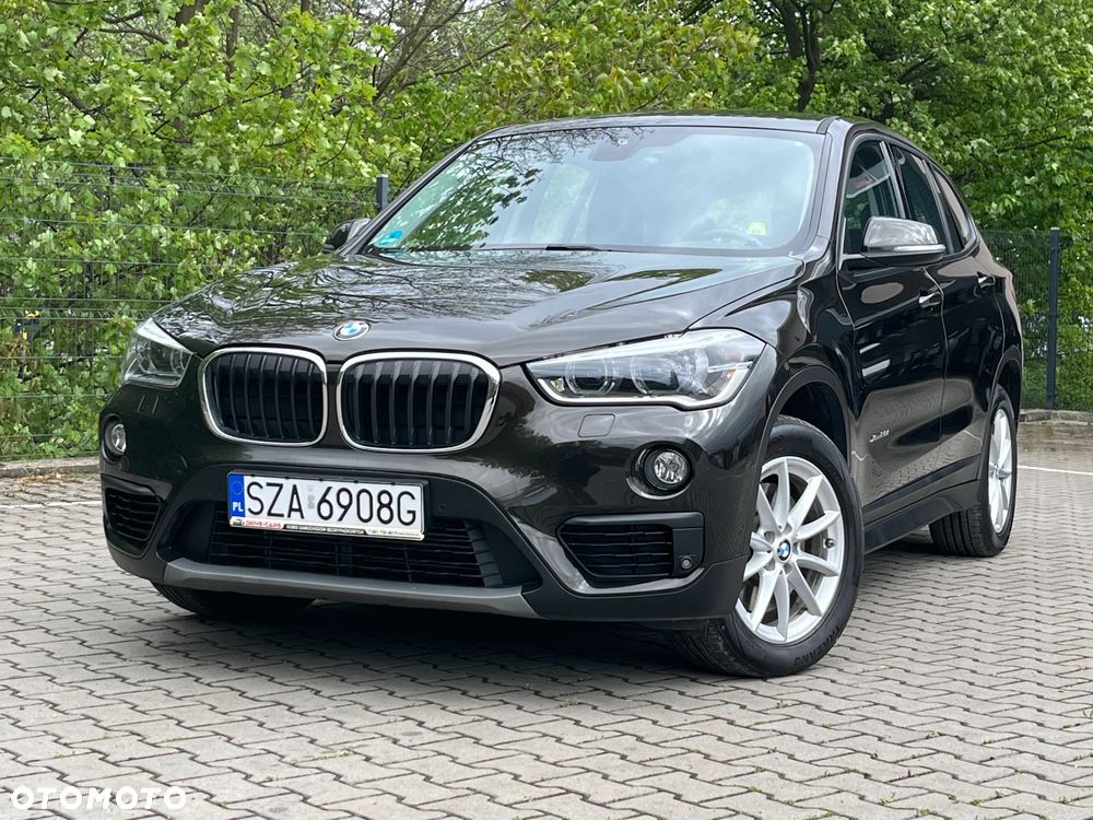 BMW X1 xDrive20i GPF Advantage sport - 1