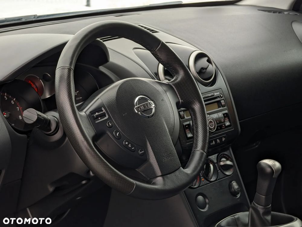 Nissan Qashqai 1.6 visia - 16