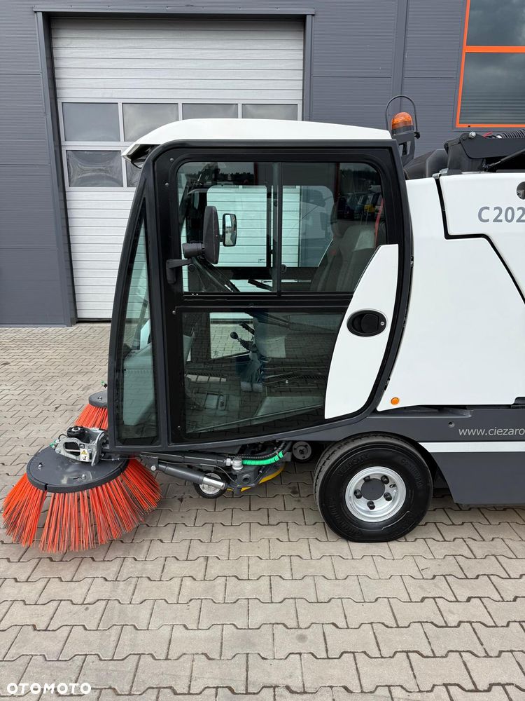 Inny Zamiatarka Johnston Bucher C202 // 2021 r. - 21