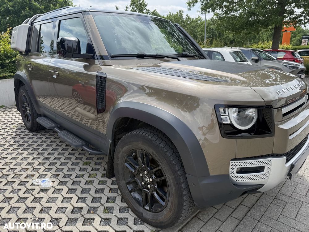 Land Rover Defender 110 2.0L D240 S - 18