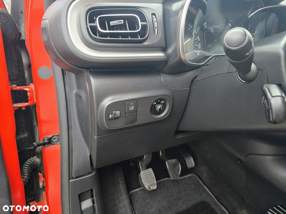 Citroën C3 1.2 PureTech Shine - 38