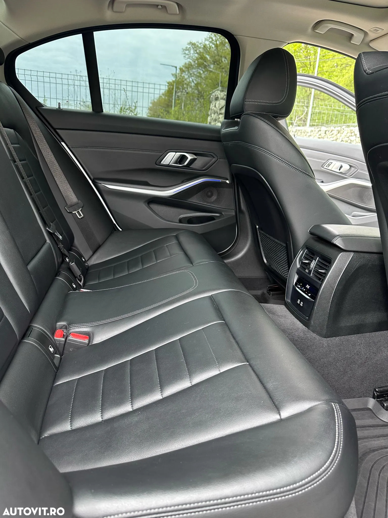 BMW Seria 3 320d AT MHEV - 8