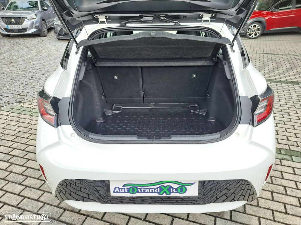 Toyota Corolla 1.8 Hybrid Comfort - 18