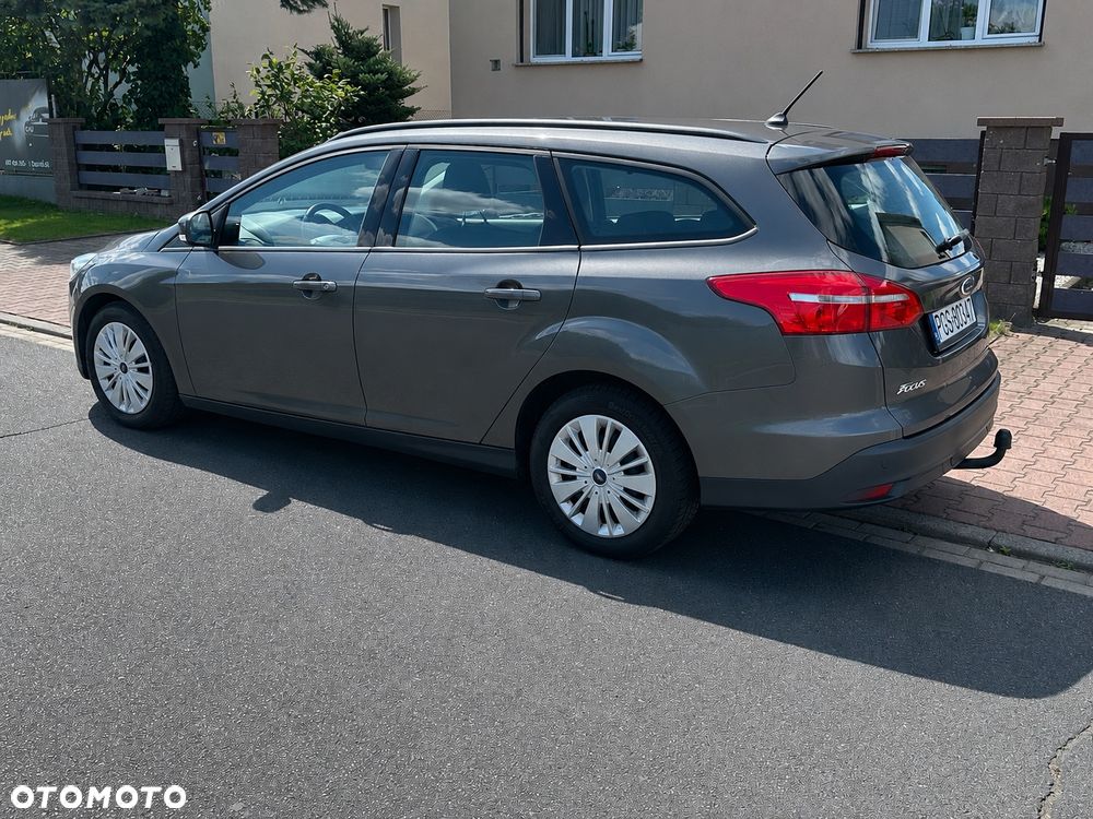 Ford Focus 1.0 EcoBoost Start-Stopp-System ACTIVE STYLE - 4