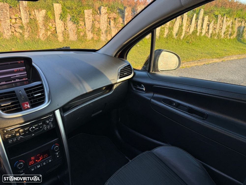 Peugeot 207 110 HDi FAP (Blue Lion) Premium - 34