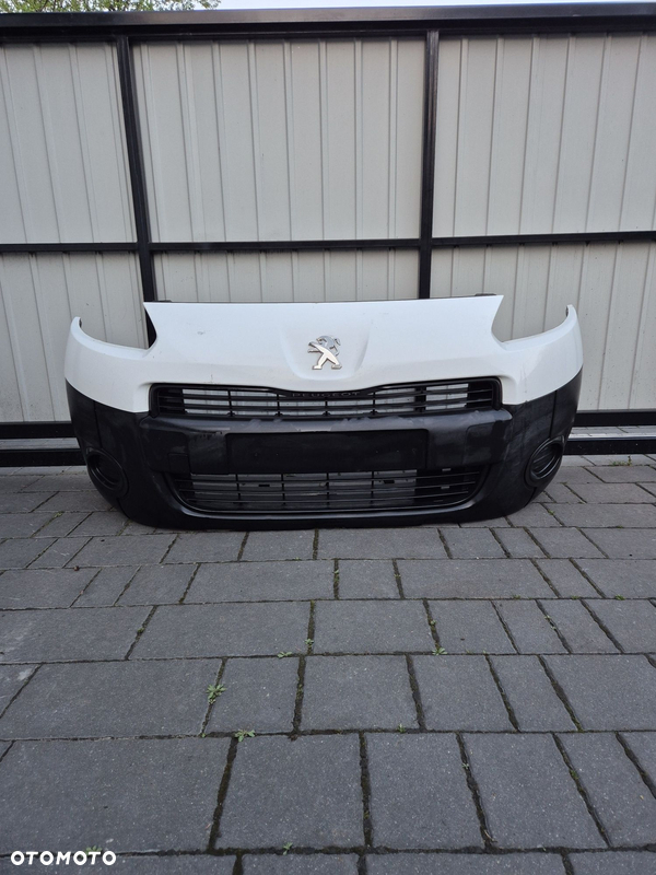 Zderzak przód przedni peugeot partner lift rok 14 kod lak EWPA