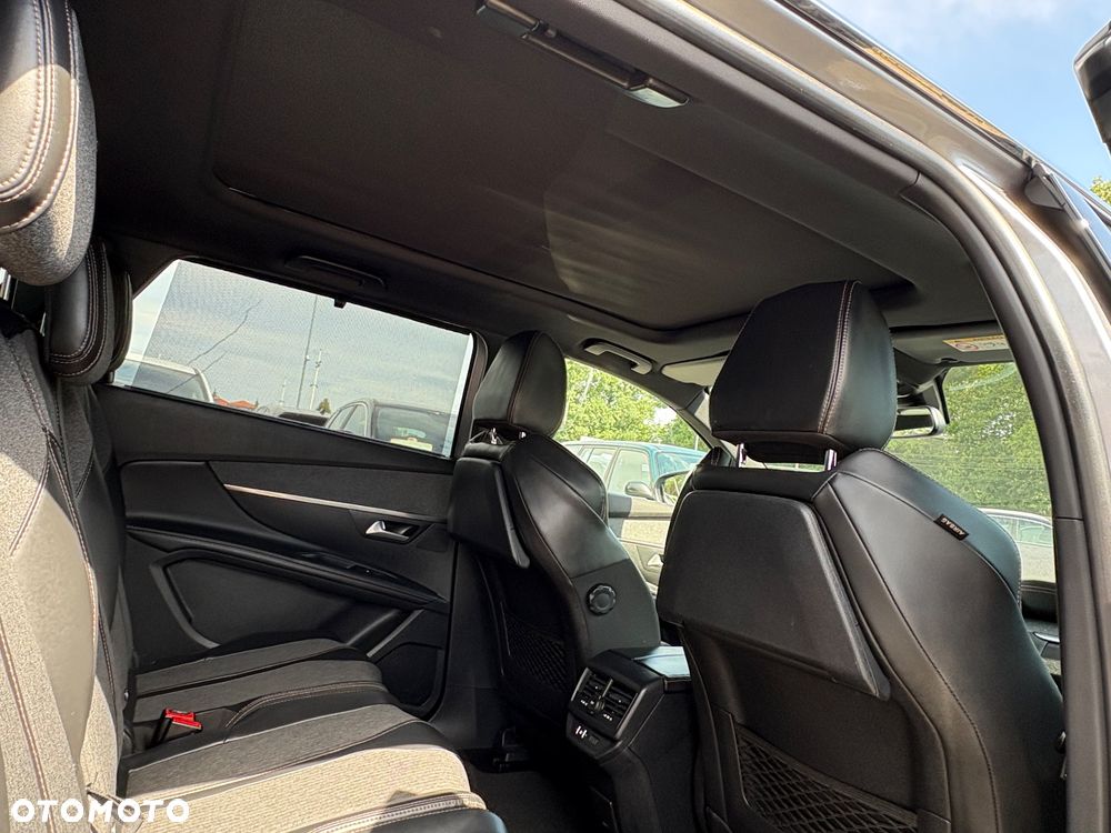 Peugeot 5008 - 10
